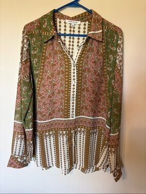 Rose & Olive Pink and Green Paisley Button-Front Blouse